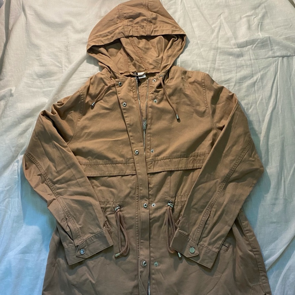 Divided jacket